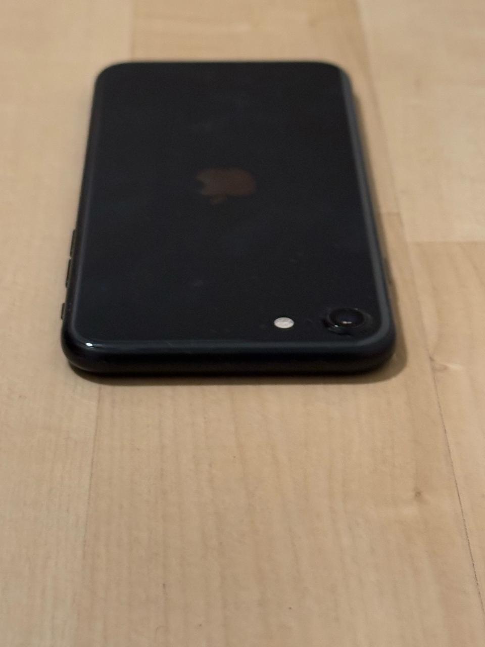 IPHONE SE (2020) 2ND GENERATION